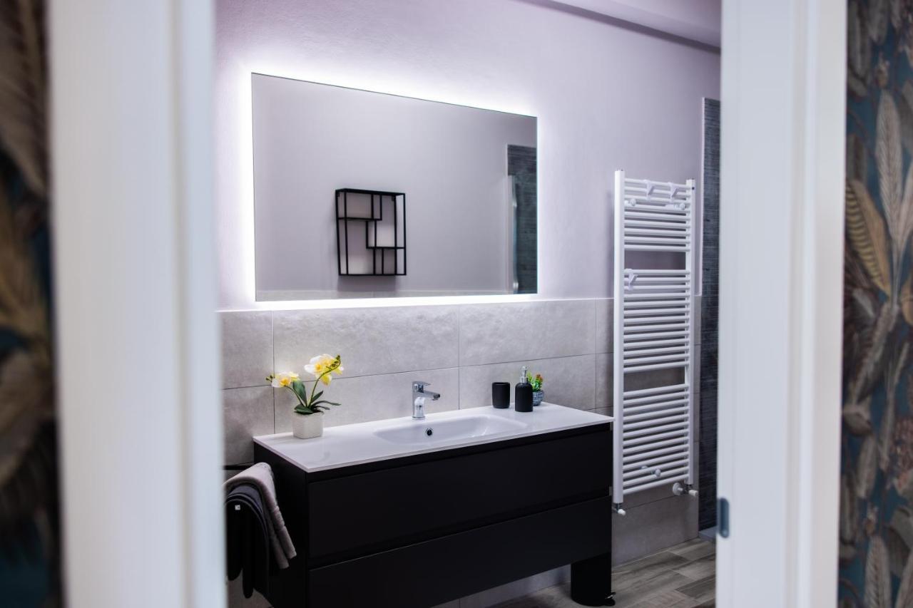 H11 Luxury Sanremo Centro - Elegante - Casino Lejlighed Eksteriør billede