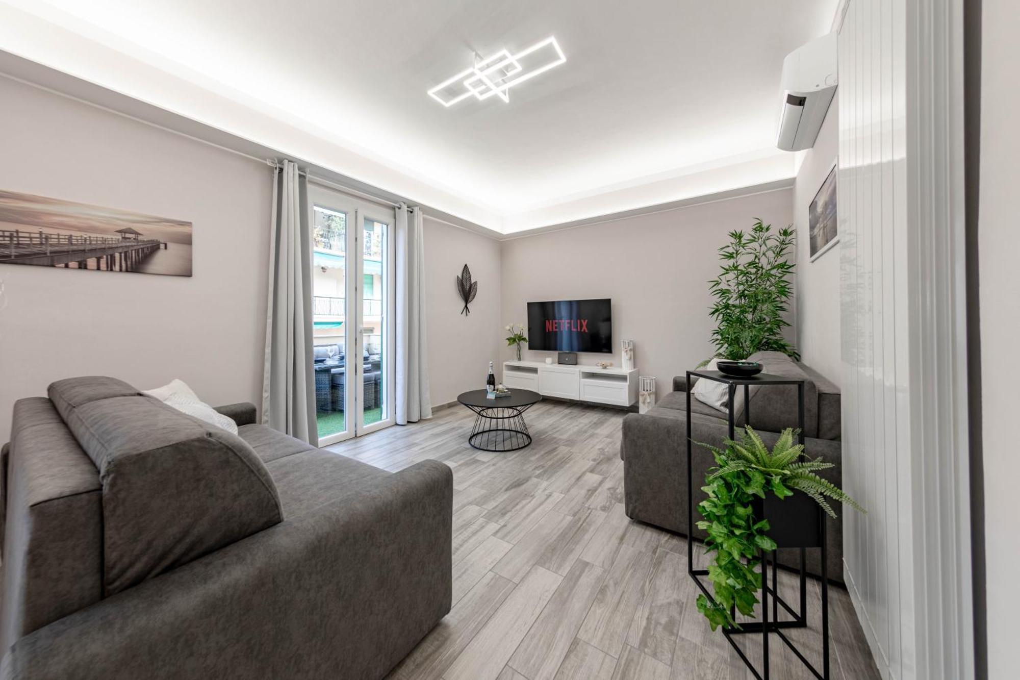 H11 Luxury Sanremo Centro - Elegante - Casino Lejlighed Eksteriør billede